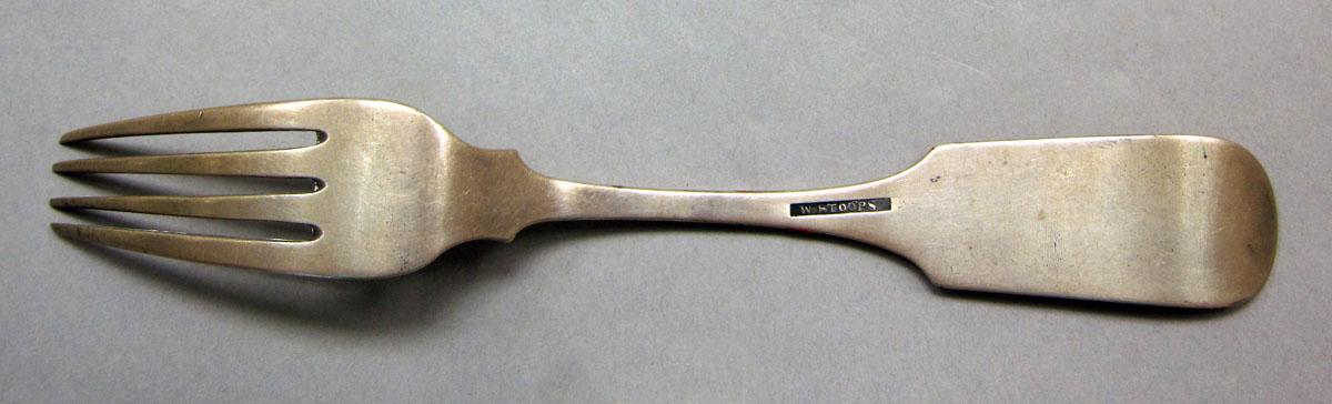 1962.0240.513 Silver fork underside