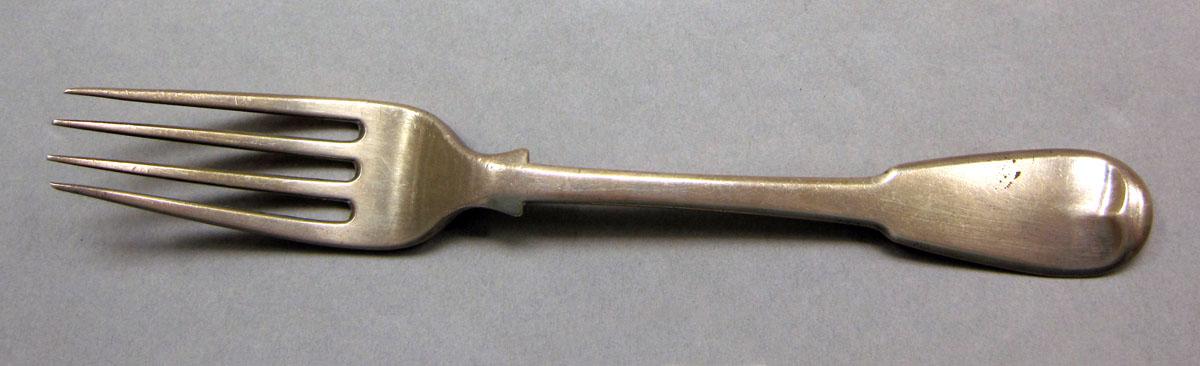 1962.0240.514 Silver fork upper surface