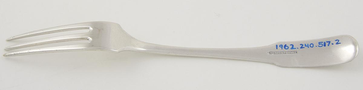 1962.0240.517.002 Fork, underside