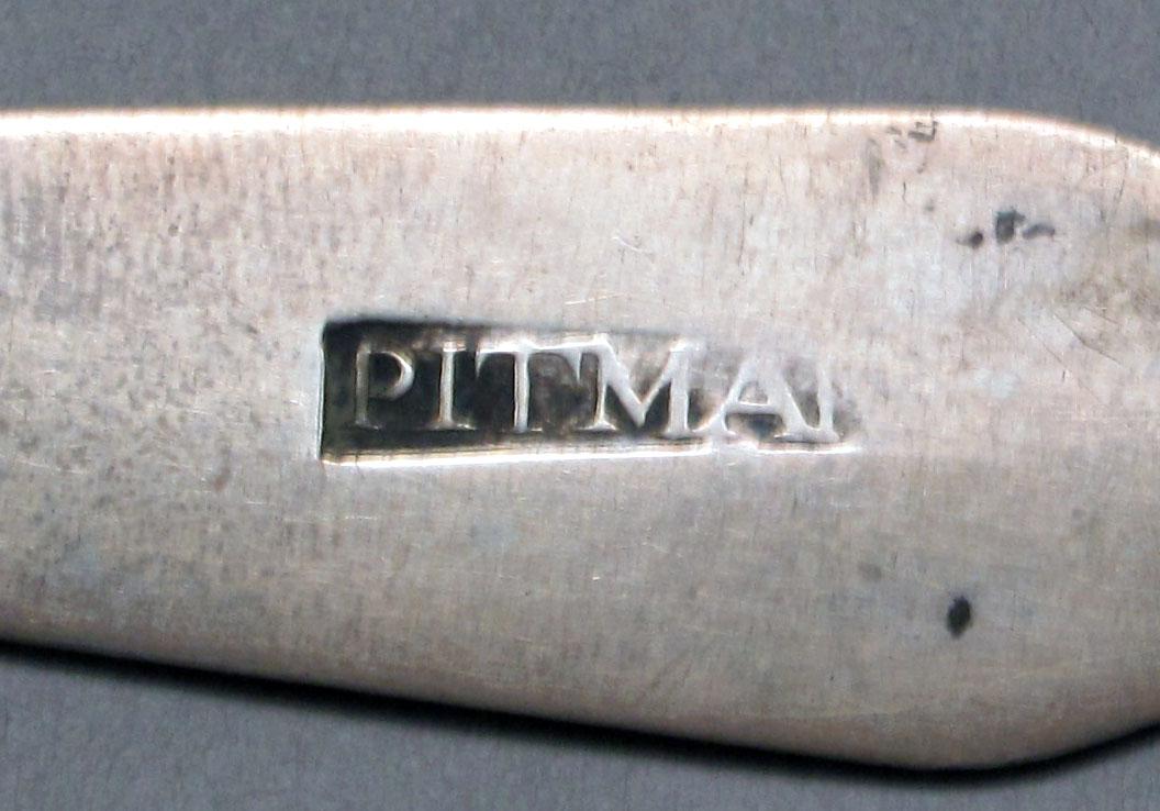 1962.0240.526 Silver spoon mark
