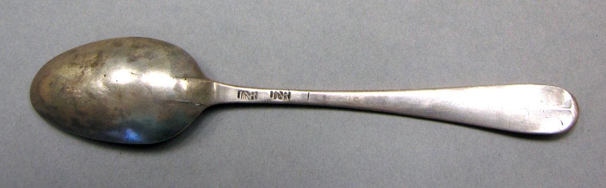 1962.0240.536 Silver spoon underside