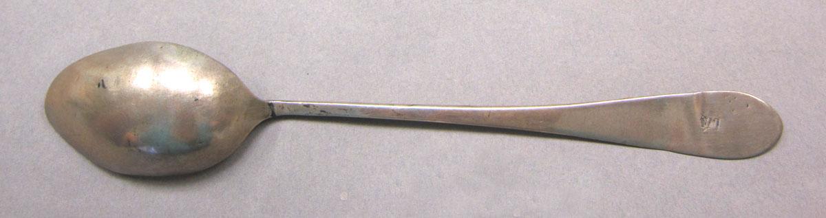 1962.0240.542 Silver spoon underside