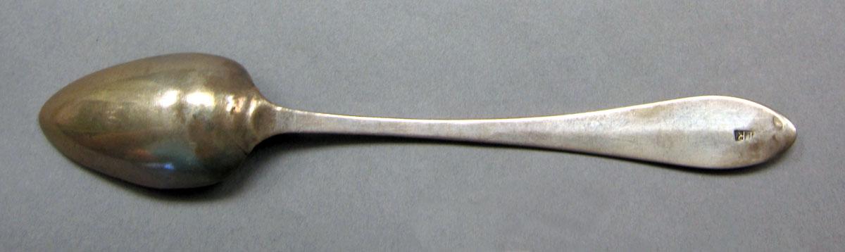 1962.0240.543 Silver spoon underside