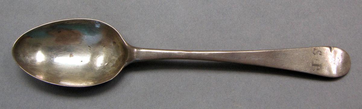 1962.0240.547 Silver spoon upper surface