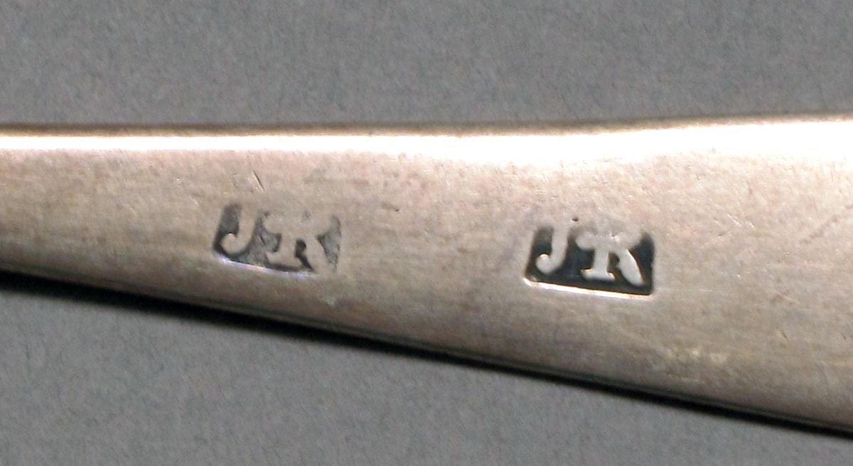 1962.0240.551 Silver spoon mark