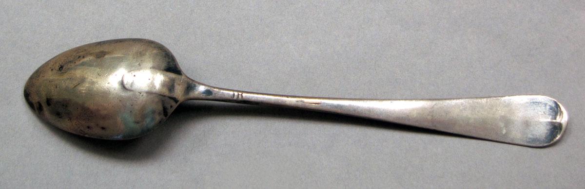 1962.0240.552 Silver spoon underside