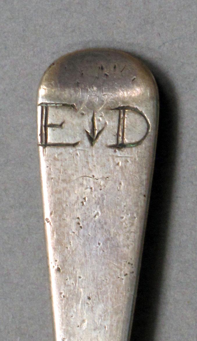 1962.0240.559 Silver spoon engraving