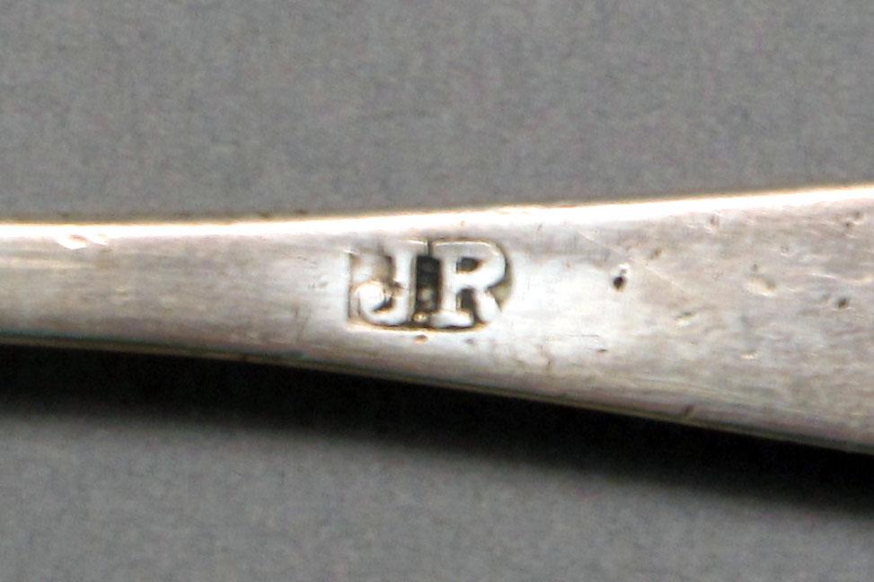 1962.0240.559 Silver spoon mark