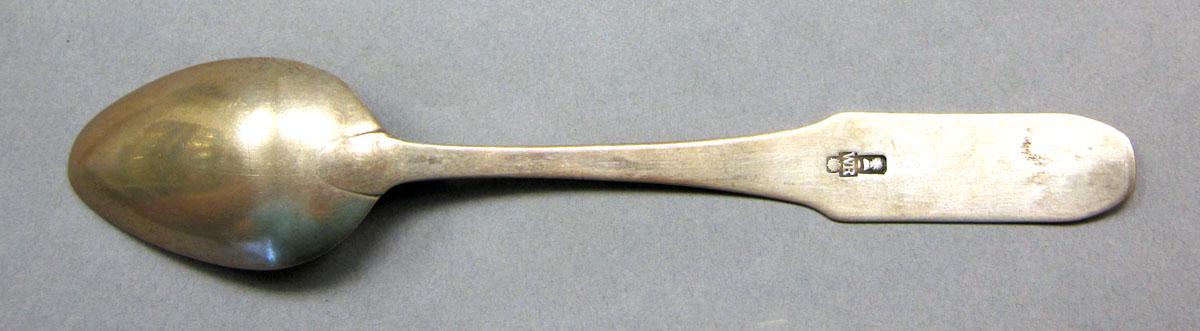 1962.0240.568 Silver spoon underside