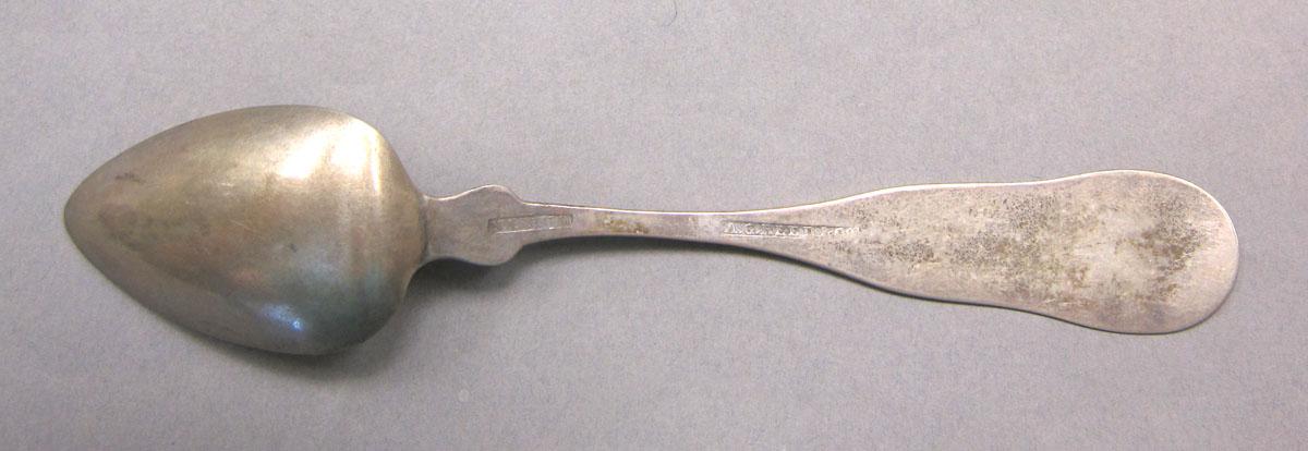 1962.0240.572 Silver spoon underside