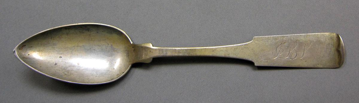 1962.0240.574 Silver spoon upper surface