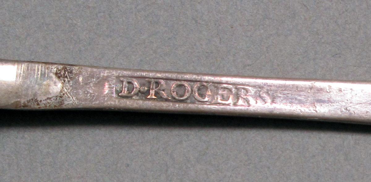 1962.0240.578 Silver spoon mark