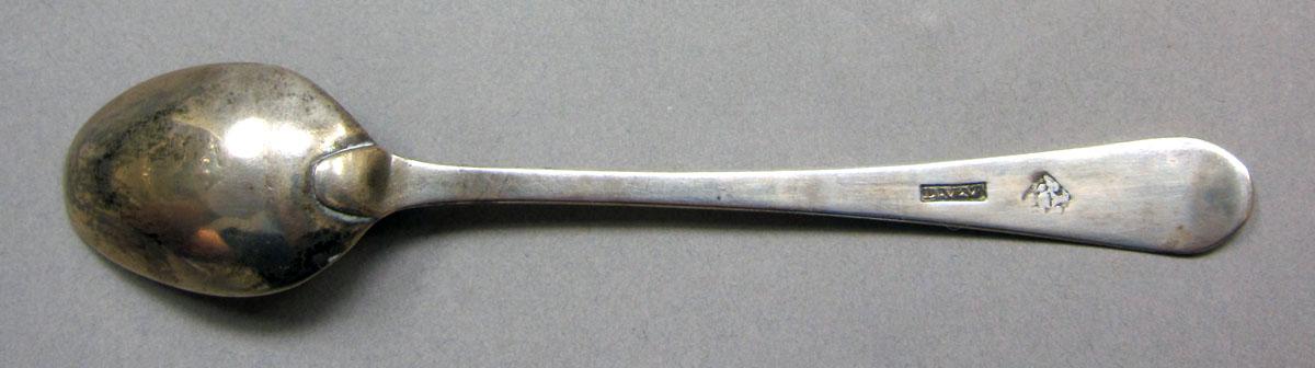 1962.0240.582 Silver spoon underside