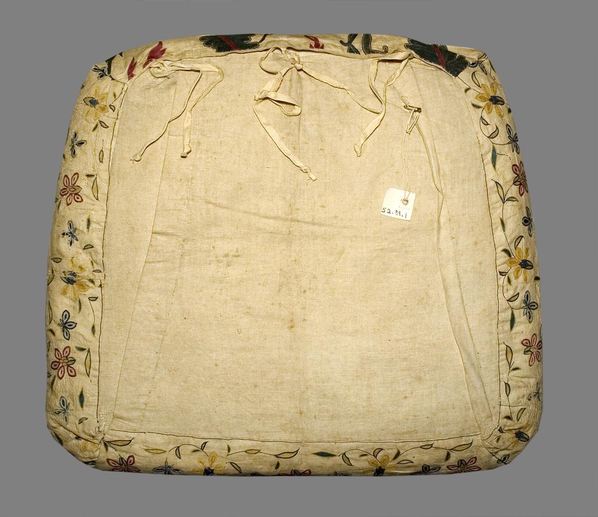 1952.0089.001 Cushion, Chair Pad, Verso