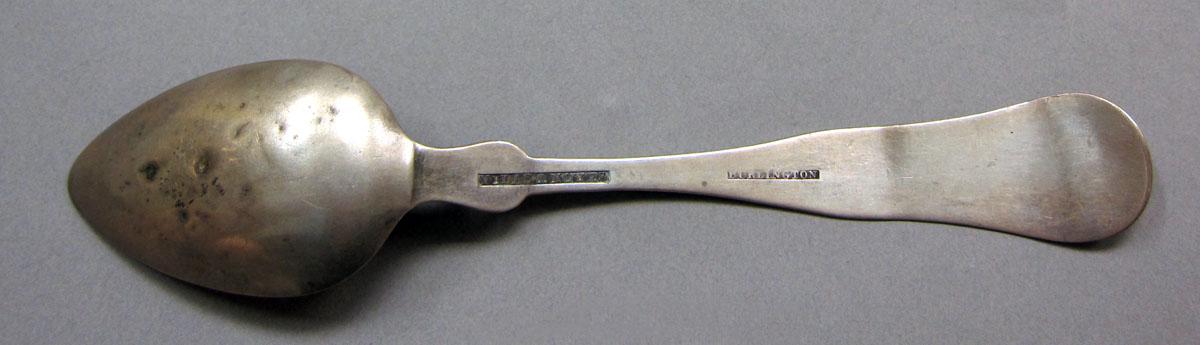 1962.0240.586 Silver spoon underside