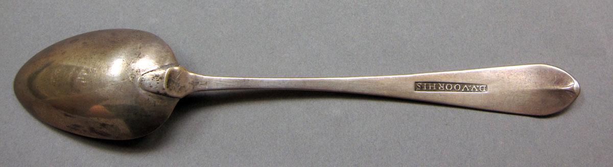 1962.0240.587 Silver spoon underside