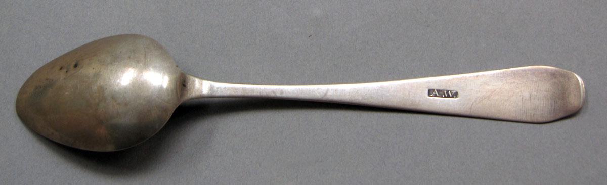 1962.0240.589 Silver spoon underside