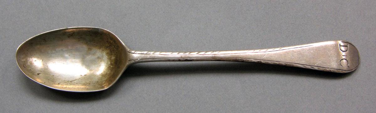 1962.0240.593 Silver spoon upper surface