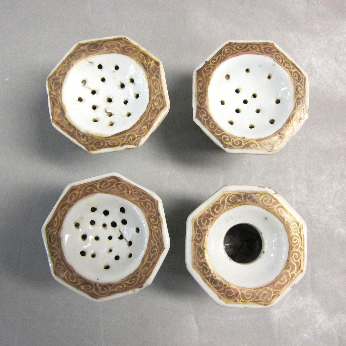 1955.0118.001 B-E Porcelain inkstand pots top