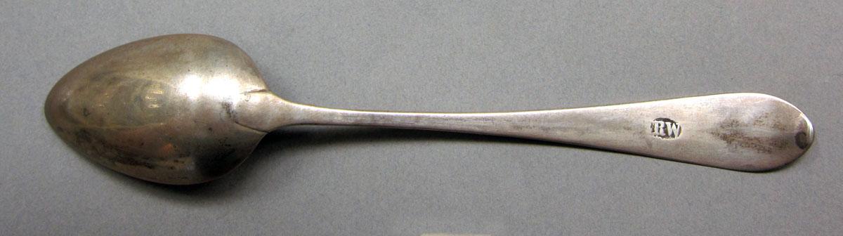 1962.0240.600 Silver spoon underside