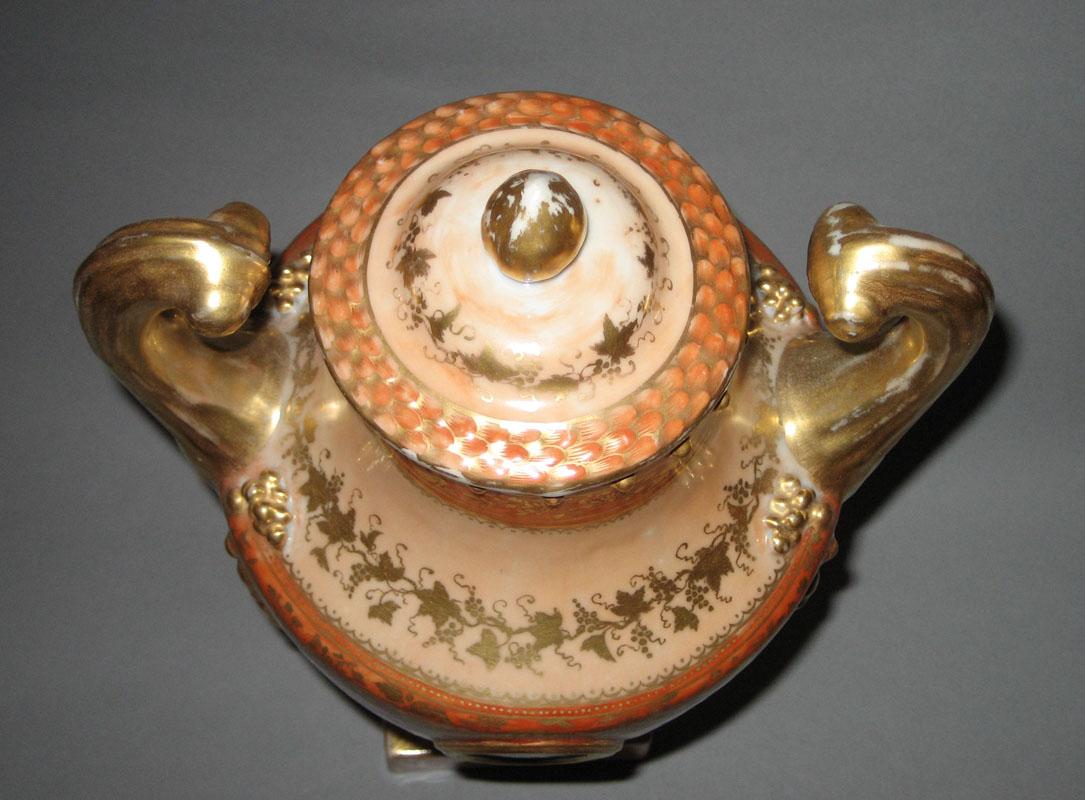 1955.0118.003 Urn and cover upper