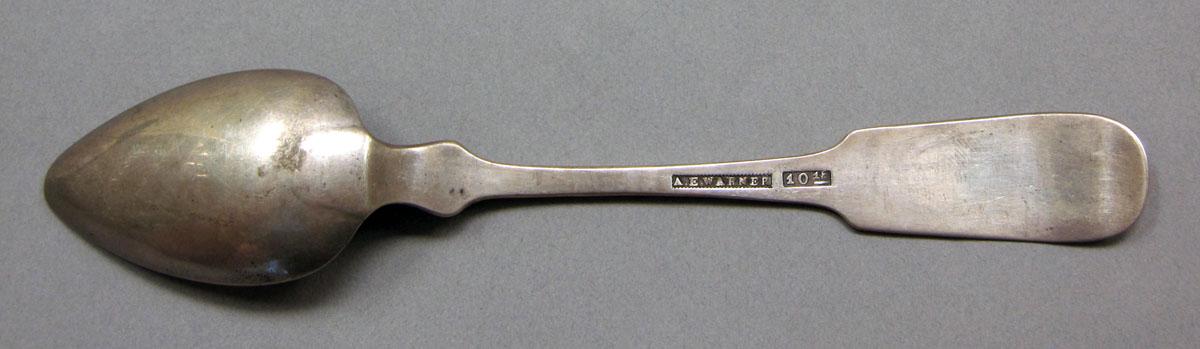 1962.0240.619 Silver spoon underside