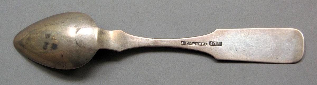 1962.0240.622 Silver spoon underside