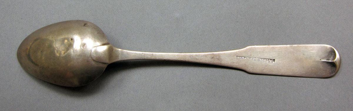 1962.0240.629 Silver spoon underside