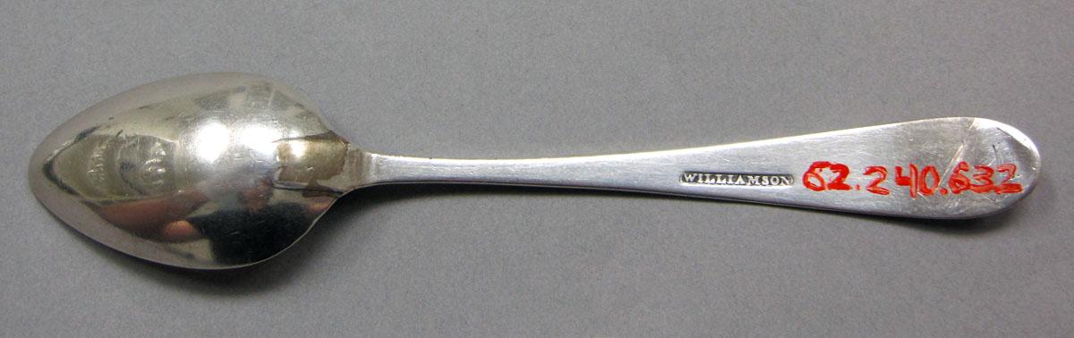 1962.0240.632 Silver spoon underside