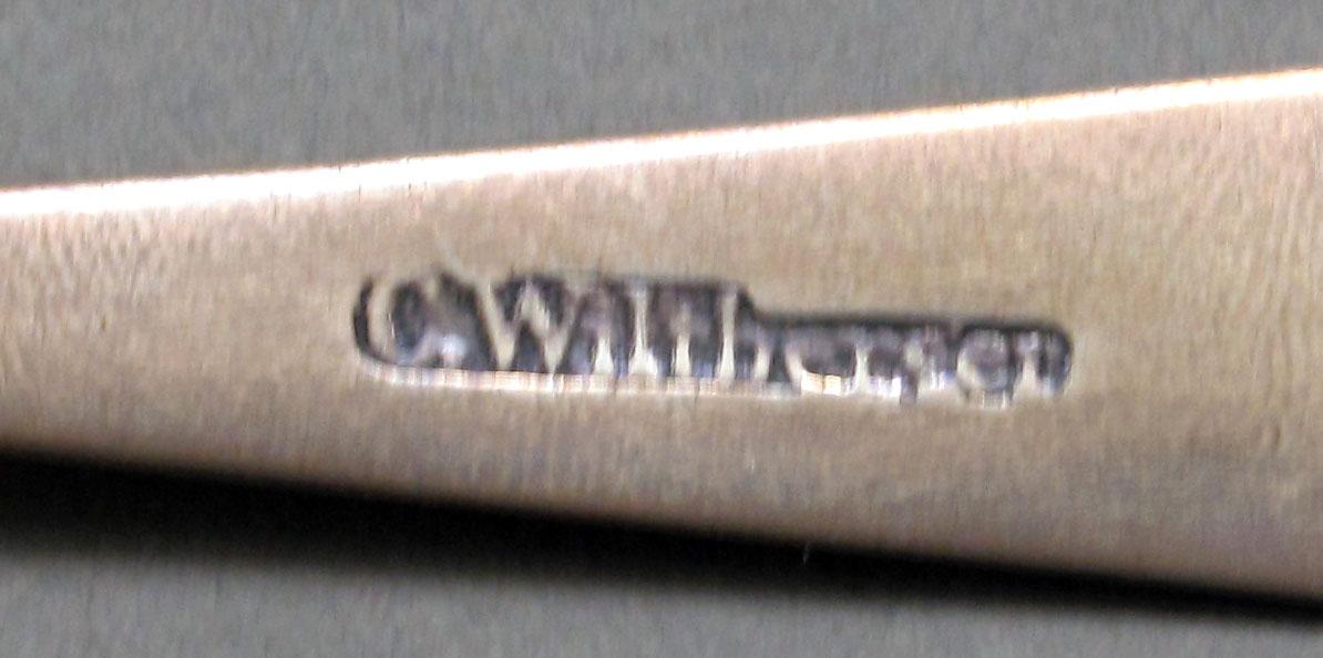 1962.0240.633 Silver spoon mark