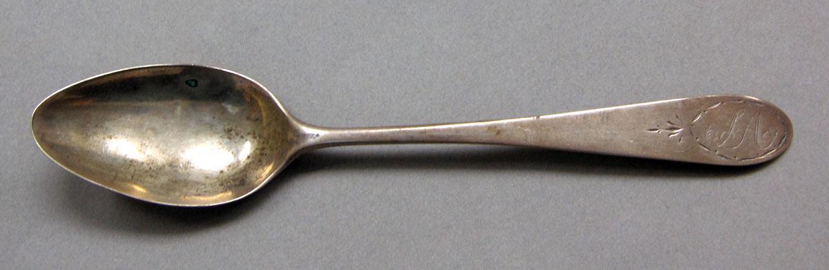 1962.0240.644 Silver spoon upper surface