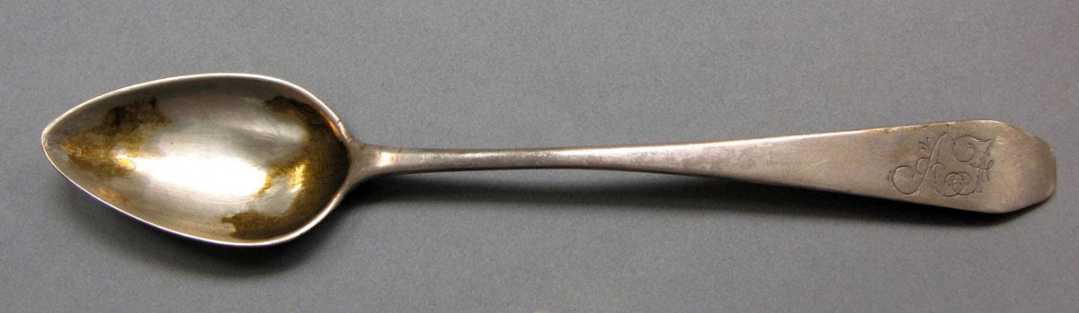 1962.0240.645 Silver spoon upper surface