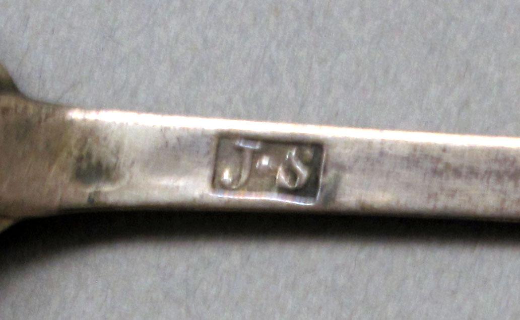 1962.0240.652 Silver spoon mark