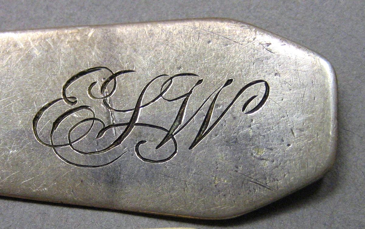 1962.0240.656 Silver Spoon engraving underside