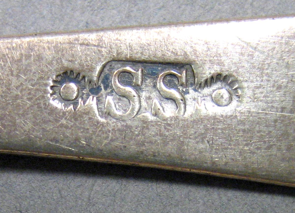 1962.0240.660 Silver Spoon mark
