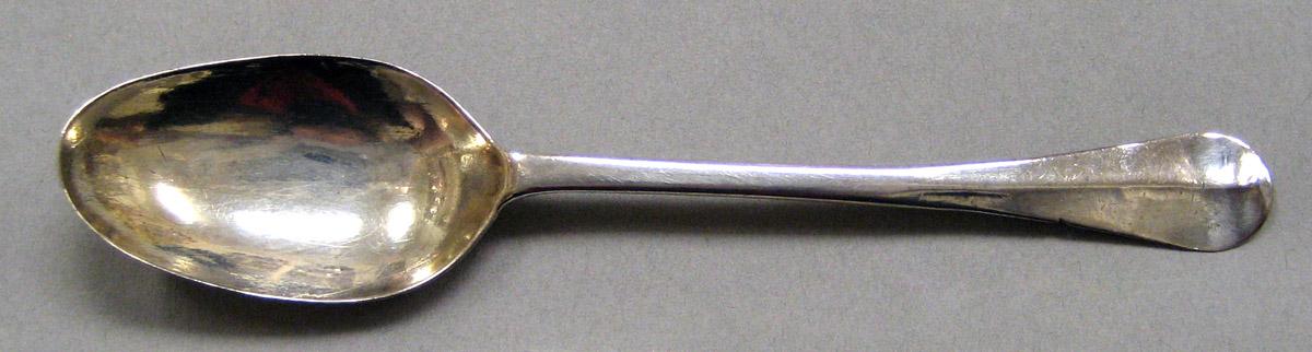 1962.0240.662 Silver Spoon upper surface
