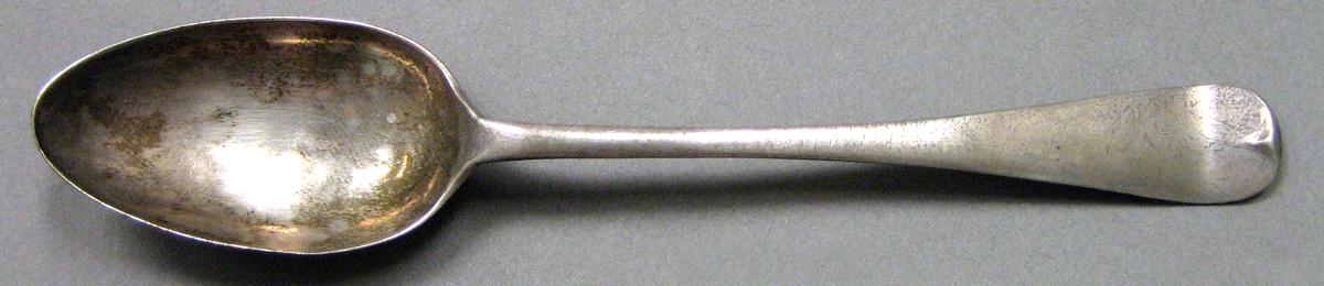 1962.0240.666 Silver Spoon upper surface