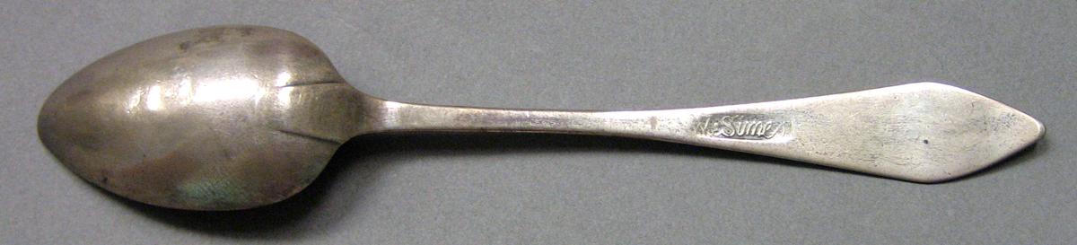 1962.0240.680.001 Silver Spoon underside