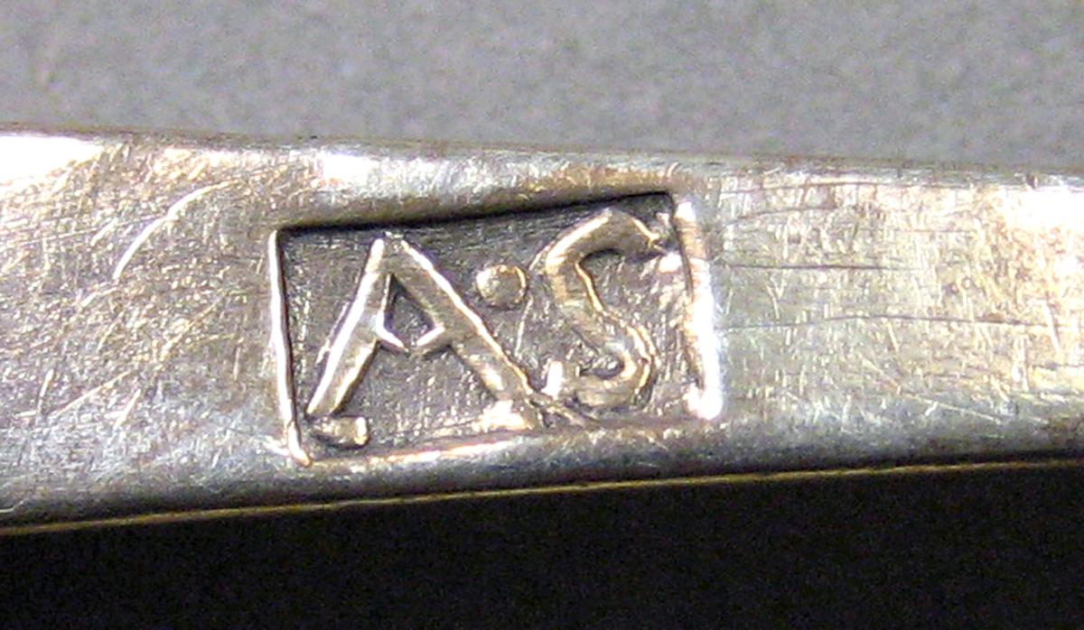 1962.0240.688 Silver Spoon mark
