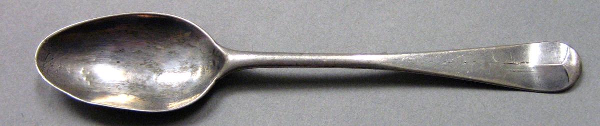 1962.0240.700 Silver Spoon upper surface