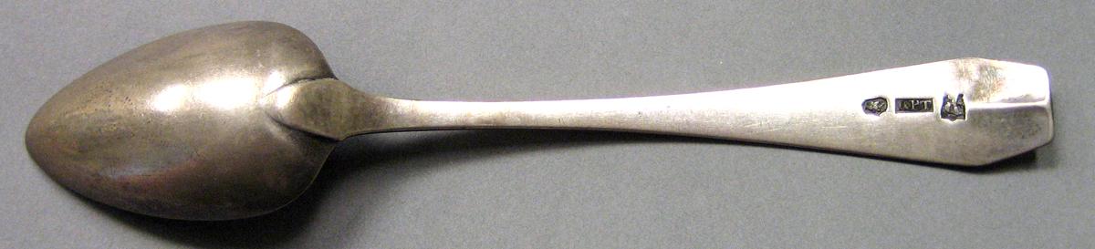 1962.0240.701 Silver Spoon underside