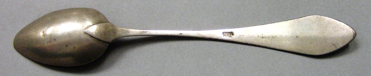 1962.0240.710 Silver Spoon underside