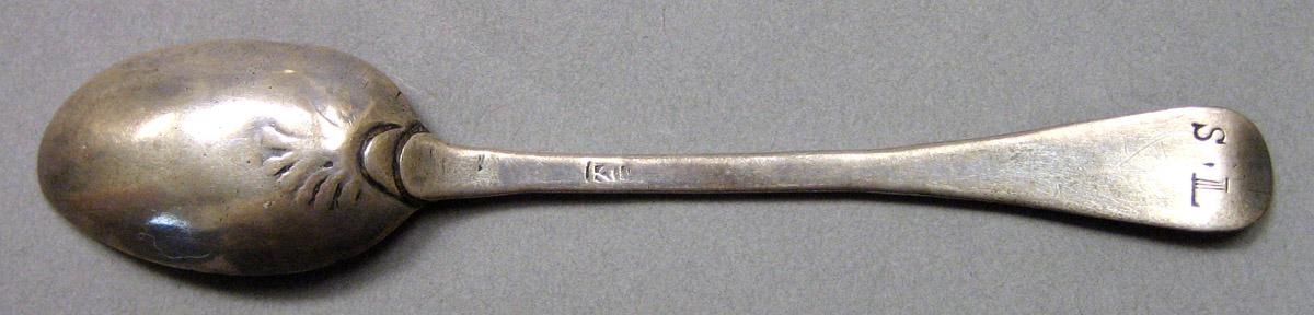 1962.0240.716 Silver Spoon underside