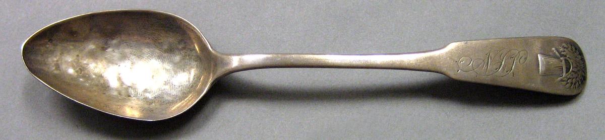 1962.0240.722 Silver Spoon upper surface