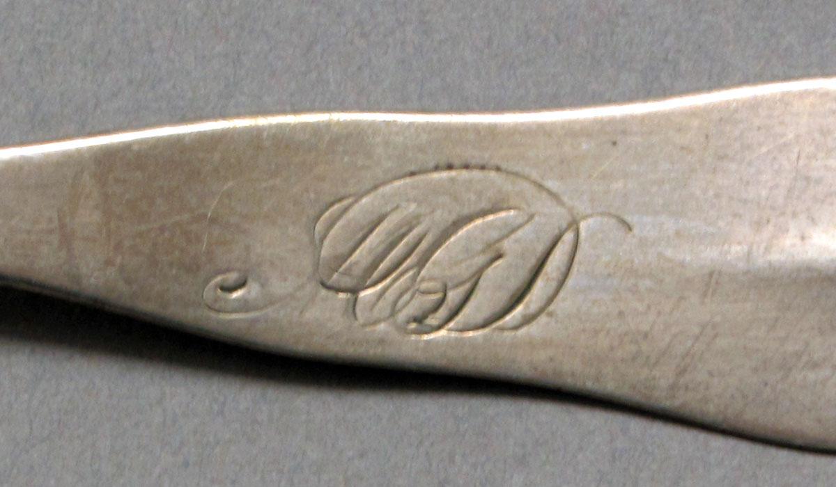 1962.0240.736 Salt spoon engraving