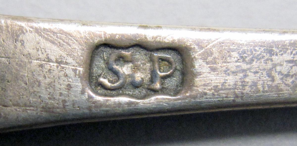 1962.0240.743 Teaspoon mark