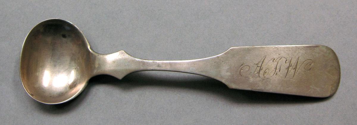 1962.0240.746 Salt spoon upper surface