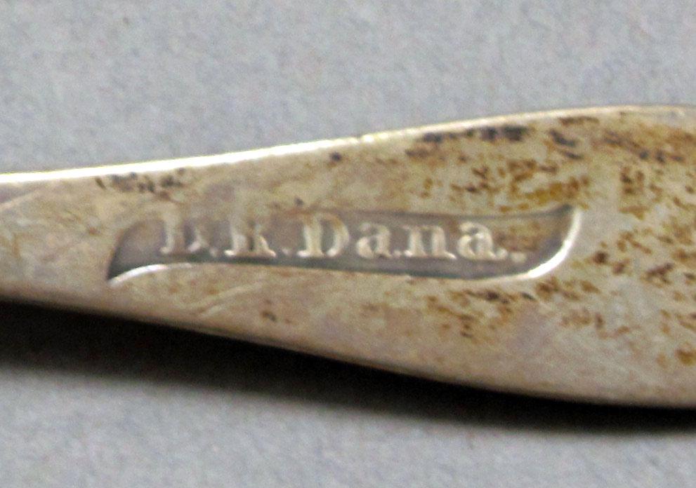 1962.0240.748 Mustard ladle mark
