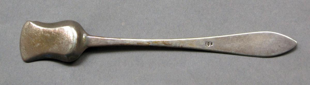 1962.0240.748 Salt spoon underside