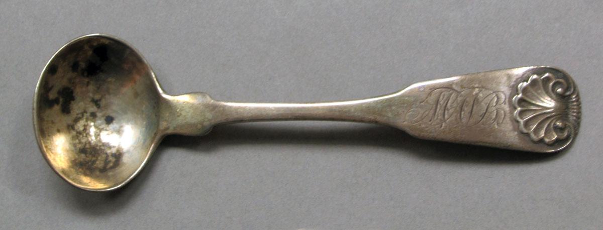 1962.0240.750 Salt spoon upper surface